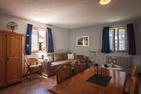 Yves, Retraite chaleureuse dans un chalet à Vézac - Photo 1