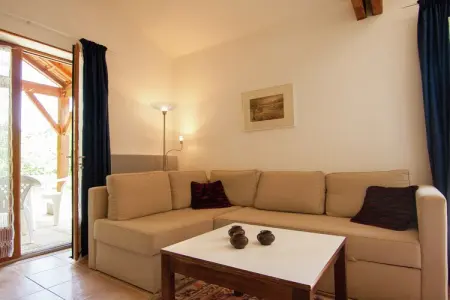 Demie, Cottage à Vézac avec Piscine et Rivière - Photo 1