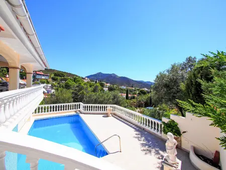Villa Bilbao, magnifique villa moderne avec vue panoramique sur la mer  - Photo 17