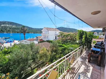 Pažanin, Appartement 6 personnes à Vinišće - Photo 5