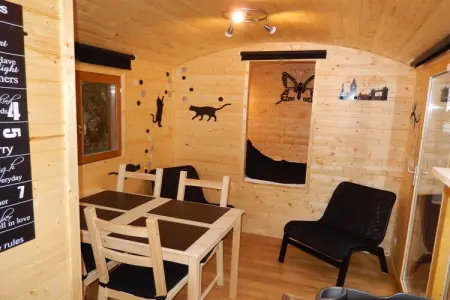 Roulotte Papillons, Appartement de charme à Sensenruth avec jacuzzi - Photo 9