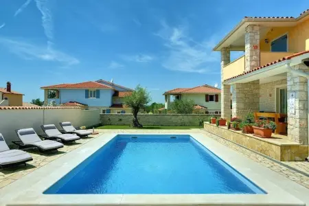 Villa Golubovo, Villa à Vodnjan près de la Plage - Photo 8