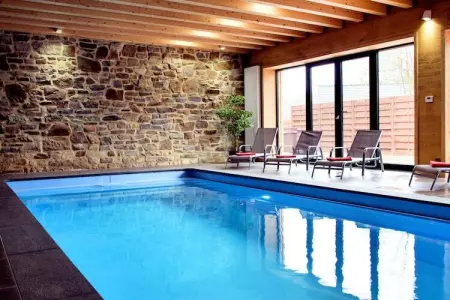 Pays des Sources, Séjour de luxe à pied avec piscine - Photo 1