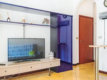 Euroville, Appartement 2 personnes à Luino - Photo 6