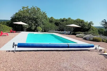 Vue de Pannecière, Maison de vacances en France avec piscine - Photo 1