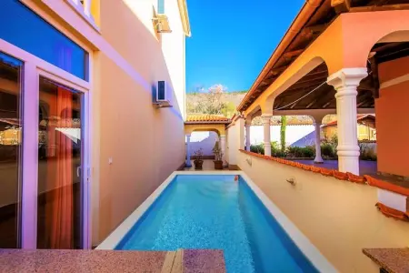 Apartment Dramalj, Gîte rustique avec piscine - Photo 1