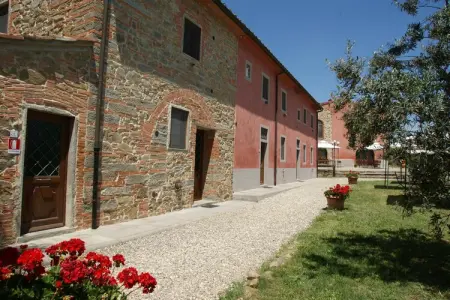 Istrice, Maison de vacances confortable à Capraia e Limite. Piscine - Photo 3