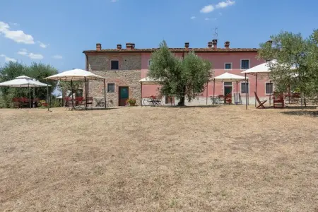 Istrice, Maison de vacances confortable à Capraia e Limite. Piscine - Photo 8