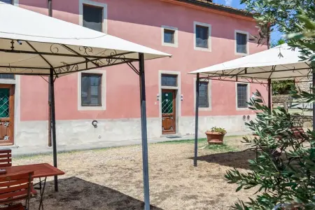 Istrice, Maison de vacances confortable à Capraia e Limite. Piscine - Photo 10