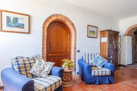 Istrice, Maison de vacances confortable à Capraia e Limite. Piscine - Photo 17