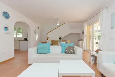 Villa Junique, Séjour côtier ensoleillé à Zingst - Photo 2