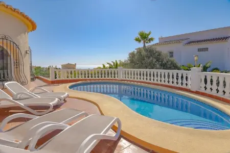 Renata, Villa avec vue mer, équipée d'une piscine à Benitachell - Photo 1
