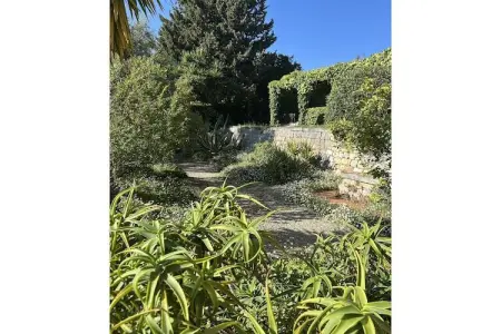 Grasse, Maison de parfumeur du XVIIIe siècle, piscine chauffée et vue - Photo 23