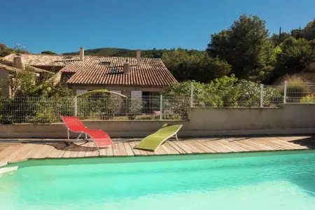 Fraissé-des-Corbières, Escapade ensoleillée vers la sérénité - Photo 1