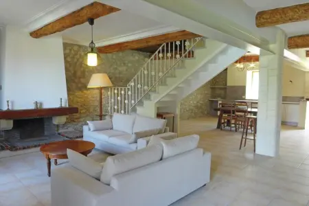 Montbrun-des-Corbières, Maison à Montbrun avec Piscine & Vignobles - Photo 1