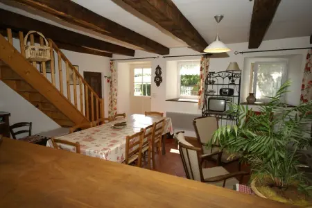 Maison de vacances - SAINT-MERD-LA-BREUILLE, Charmante maison de vacances avec jardin clos - Photo 1