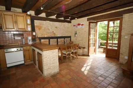 Maison de vacances Besse Micouleaud, Maison de vacances moderne à Besse avec piscine - Photo 13