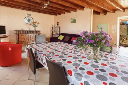 Maison de vacances Prats du Périgord  	Mas de Mouly, Havre de paix familial en Dordogne - Photo 13