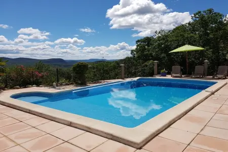 Courry, Vues de Courry : piscine et nature - Photo 7