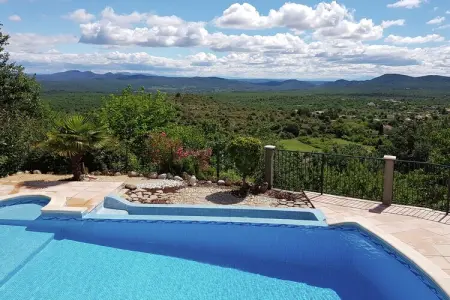 Courry, Vues de Courry : piscine et nature - Photo 14