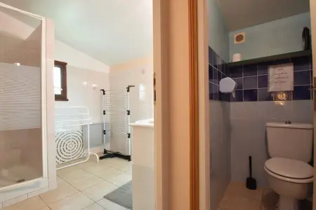 Maison de vacances Montcléra, Maison de vacances avec piscine privée à Montcléra - Photo 25