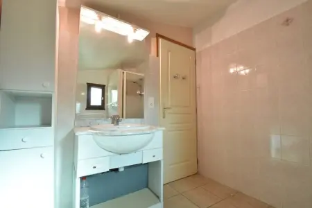 Maison de vacances Montcléra, Maison de vacances avec piscine privée à Montcléra - Photo 26