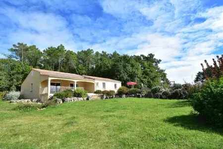 Maison de vacances Montcléra Les Gunies, Maison de vacances avec piscine privée à Montcléra - Photo 2