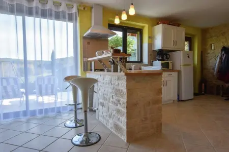 Maison idéale pour les familles, Maison de vacances à Montcléra avec barbecue - Photo 10