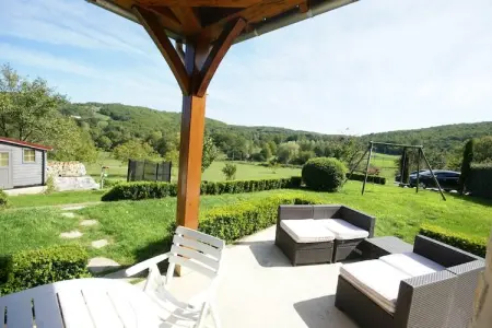Maison idéale pour les familles, Maison de vacances à Montcléra avec barbecue - Photo 18