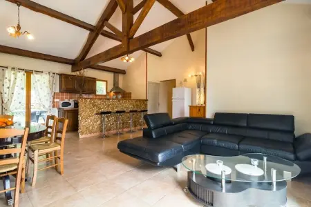 Maison de vacances Blanquefort sur Briolance 10 pers, Séjour Nature à Blanquefort - Photo 1