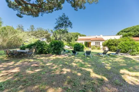 Romarins, Maison sous les pins proche plage de Pampelonne - Photo 10