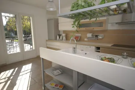 Maison de vacances Le Thor, Maison à Le Thor avec piscine privée - Photo 4