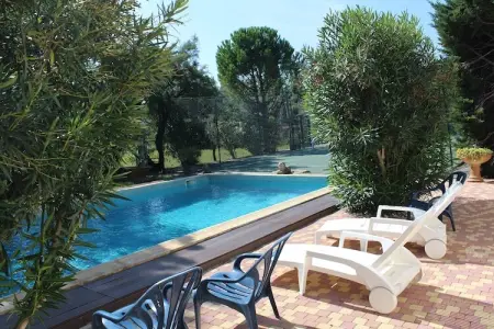Orange, Maison en Provence avec Piscine & Tennis - Photo 12