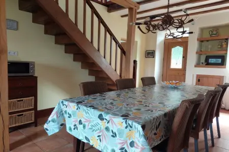 Maison de vacances Sussac, Maison de Vacances à Limoges avec Piscine Salée - Photo 3