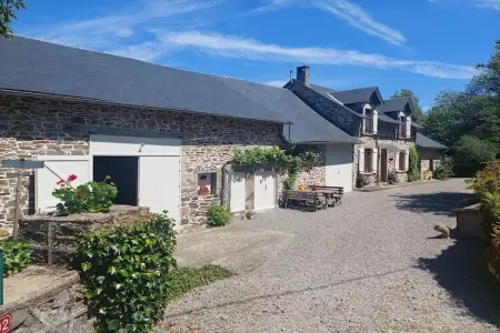 Maison de vacances Sussac, Maison de Vacances à Limoges avec Piscine Salée - Photo 18