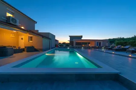 Peso, Villa à Ugljane avec piscine privée - Photo 6