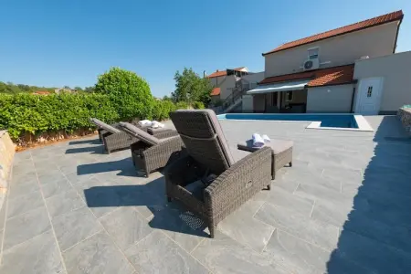 Peso, Villa à Ugljane avec piscine privée - Photo 13