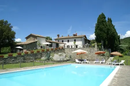 Vaschi Tre Bilo Quattro, Maison à Città di Castello avec Piscine - Photo 2