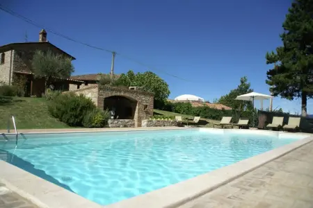 Villa Monte Acuto, Villa à Umbertide avec Piscine et Jardin - Photo 1