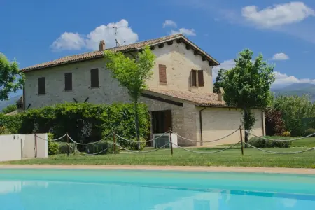 Bel Tramonto, Maison à Foligno avec piscine et jardin - Photo 3