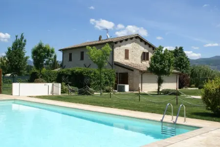 Bel Tramonto, Maison à Foligno avec piscine et jardin - Photo 11