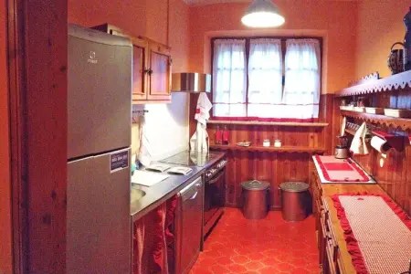 Villa Albisano, Charmante villa à Torri del Benaco avec piscine clôturée - Photo 4