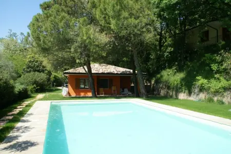 Residence Le Sponde Trilo, Luxueux bungalow avec piscine à Garda - Photo 13