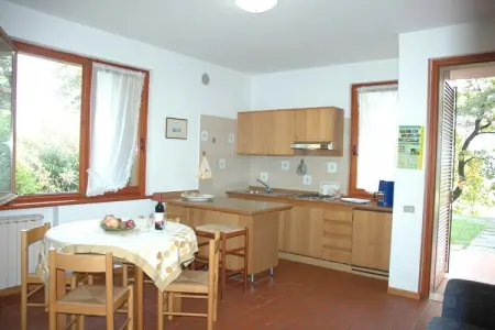 Residence Le Sponde Trilo, Luxueux bungalow avec piscine à Garda - Photo 15