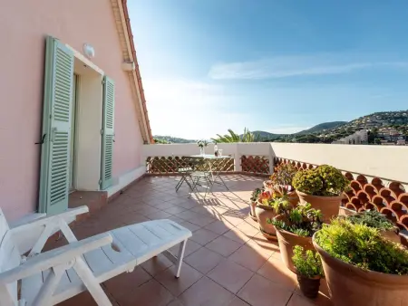 Castel Haussmann, Appartement 2 personnes à Cavalaire - Photo 2