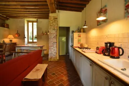 Marcoult, Manoir à Champvert avec terrasse vue étang - Photo 3