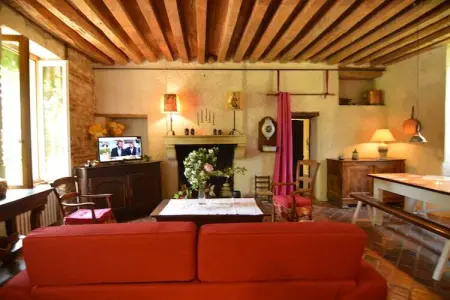 Marcoult, Manoir à Champvert avec terrasse vue étang - Photo 10