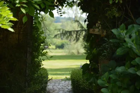 Marcoult, Manoir à Champvert avec terrasse vue étang - Photo 31