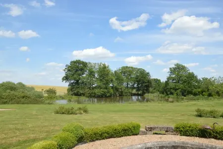 Marcoult, Manoir à Champvert avec terrasse vue étang - Photo 32
