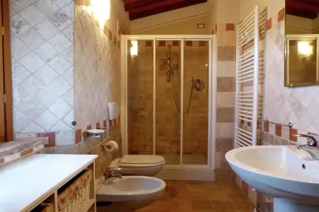 Salice Sei, Maison à Montecarelli avec Piscine - Photo 11
